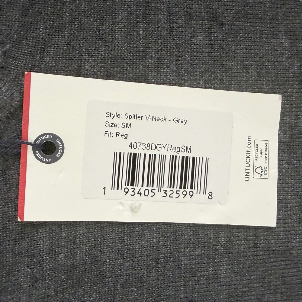 UNTUCKit Spitler V-Neck Sweater Men Small Gray NEW Merino Wool Pullover - Picture 5 of 9